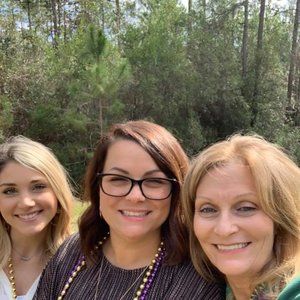 Meet your Posher, Jennifer